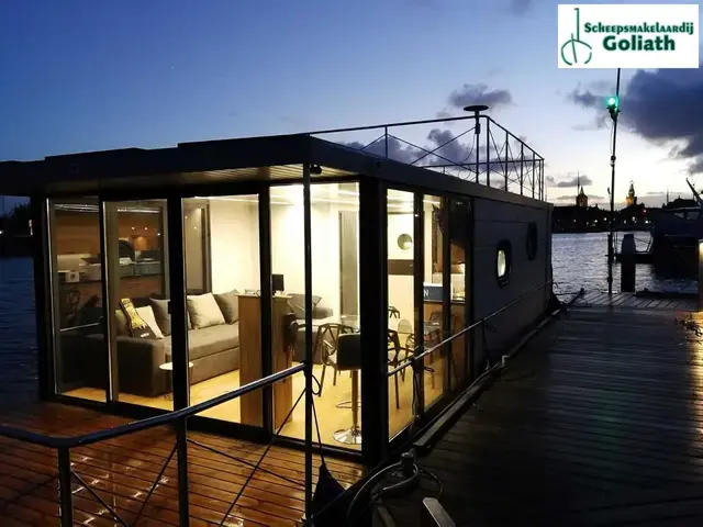 Campi 400 Per Direct In Maasbommel Houseboat