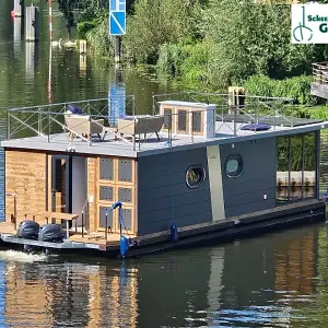 2024 Campi 460 Houseboat