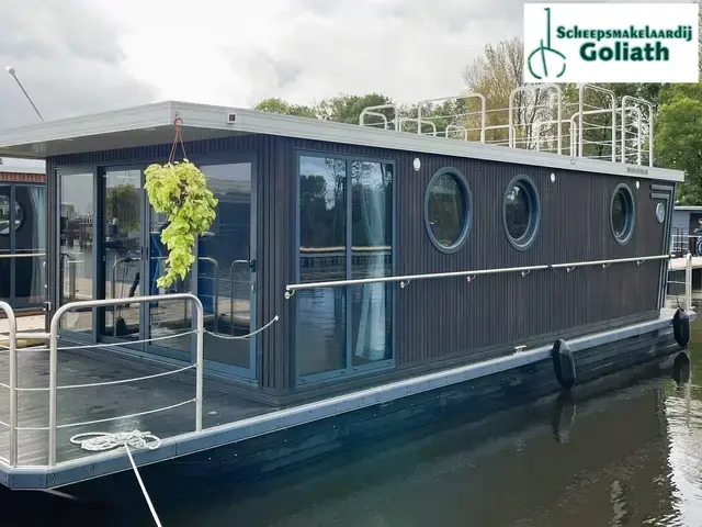 Nordic Season NS 40 Eco 36m2 Houseboat