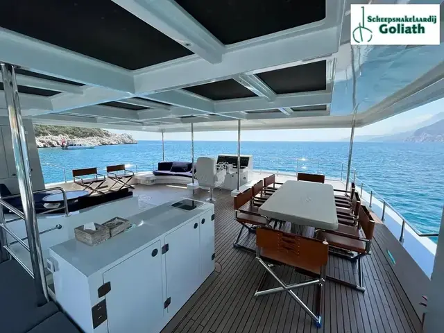 Maison Marine 66 Houseboat- Catamaran