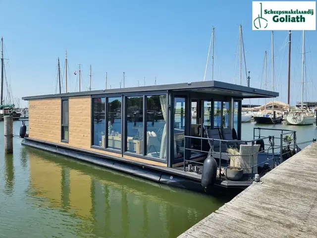 HT Lofts PE Special Houseboat