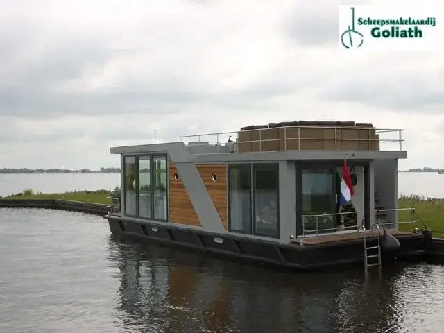 Houseboat Friesland Charter 12.75 X 4.50