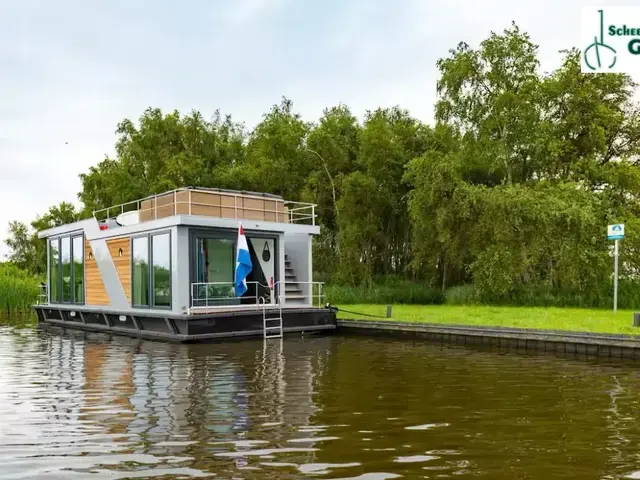 Houseboat Friesland Charter 12.75 X 4.50