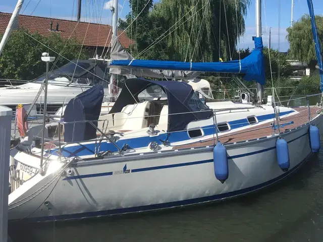 Bavaria 320