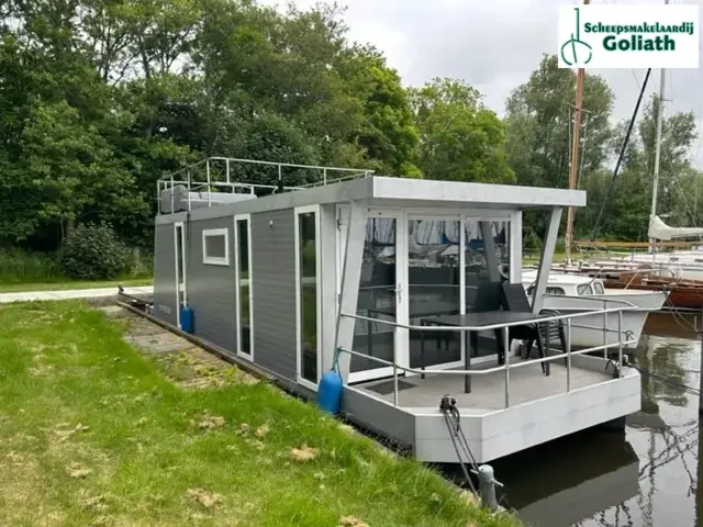 Havenlodge 2.0 Houseboat