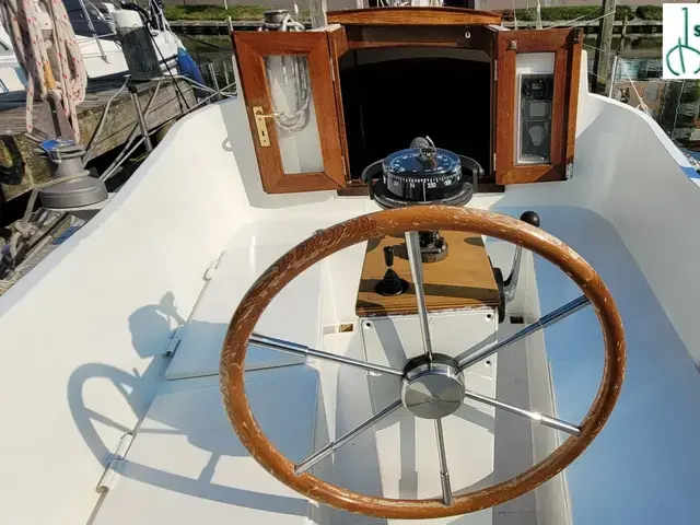 One Off Classic Sailing Yacht Amazone