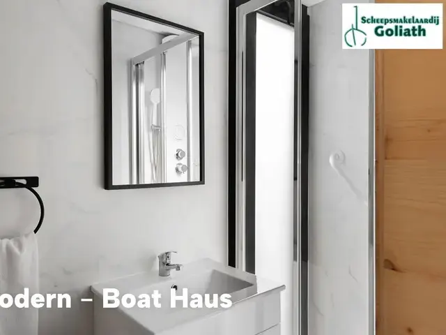 Boat Haus Mediterranean 8X4 MODERN Houseboat