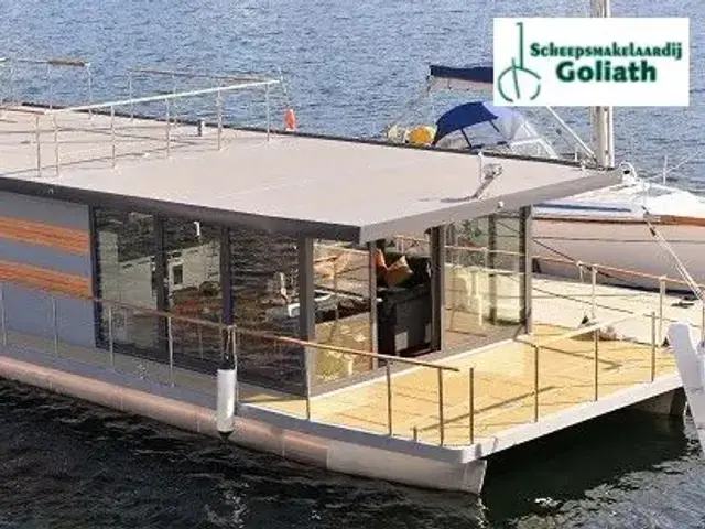 Waterbus Optima Houseboat