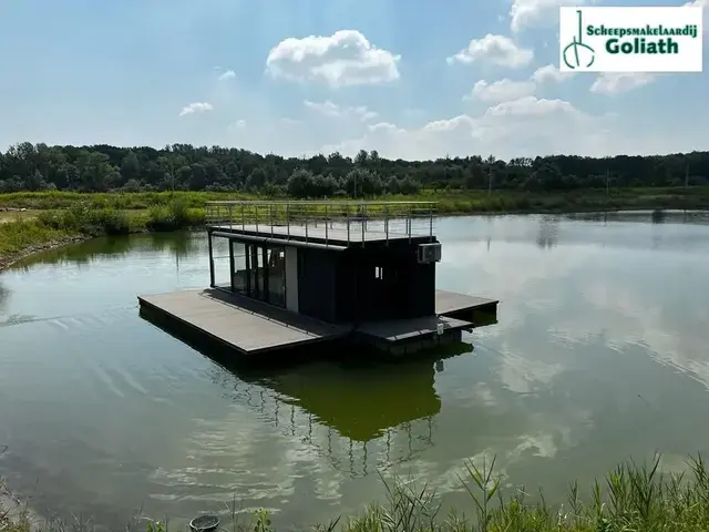 Shogun Mobile Houseboat