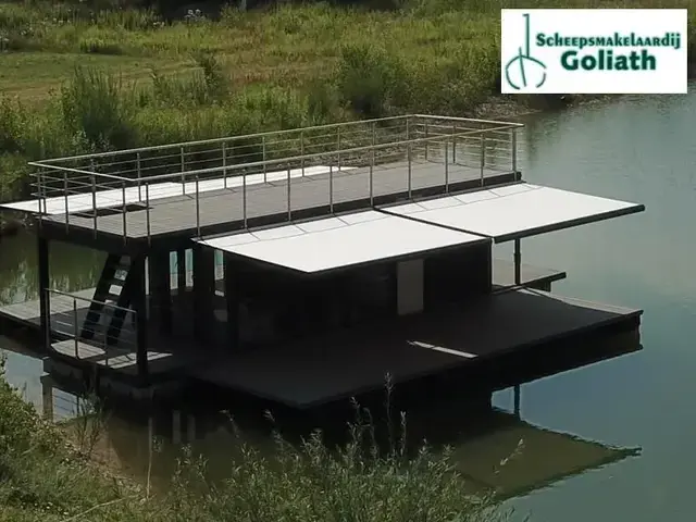 Shogun Mobile Houseboat