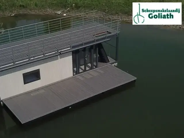 Shogun Mobile Houseboat