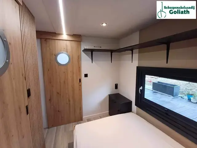 Shogun Mobile Houseboat