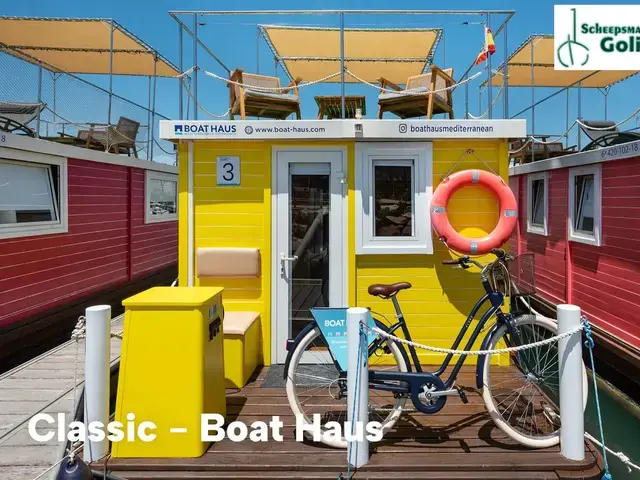 Boat Haus Mediterranean 8x3 Classic Houseboat