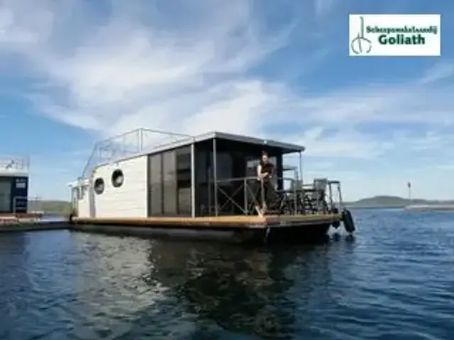 Campi 400 Houseboat