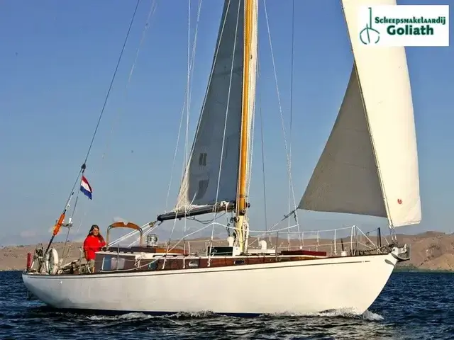 Robert Clark Sloop 42