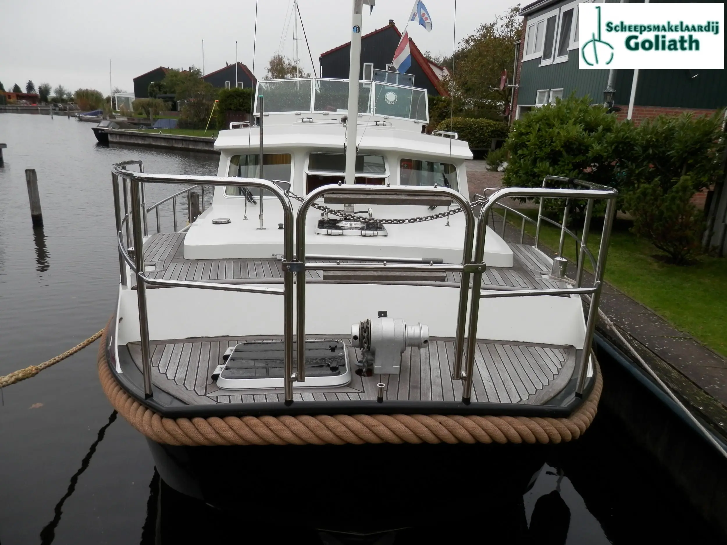 2002 Bimini 380 dutch sturdy ac twin