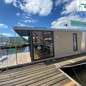 2024 Campi 340 Houseboat