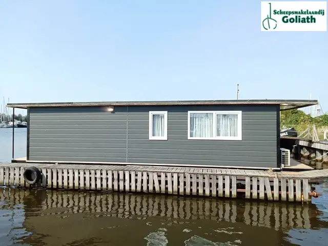 Houseboat Flisak D12