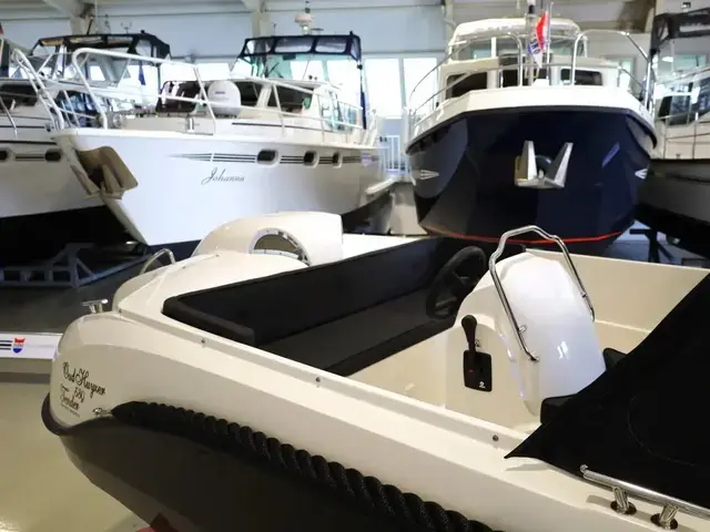 Oud Huijzer 580 tender