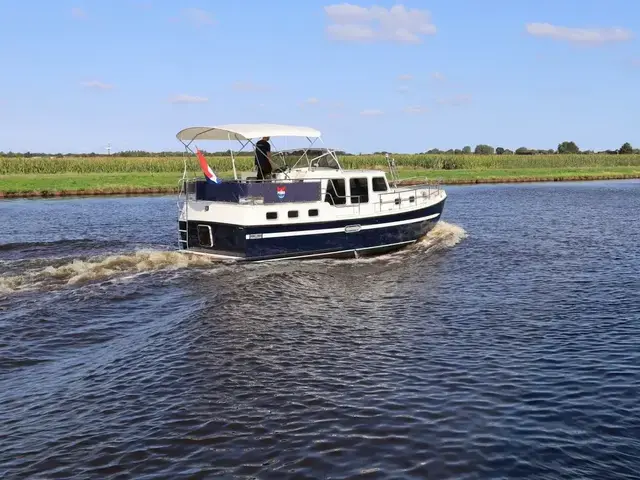 Pedro Boat Marin 30