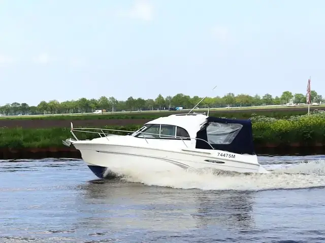 Beneteau Antaris 6