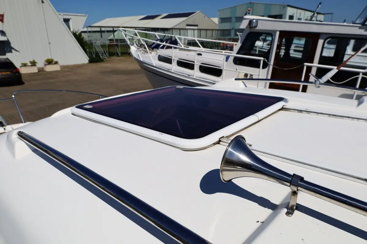 2008 Beneteau antaris 6