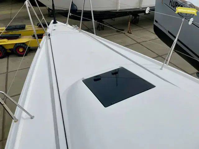 J Boats J/88