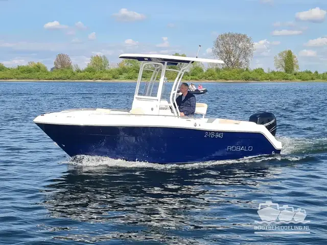 Robalo R222