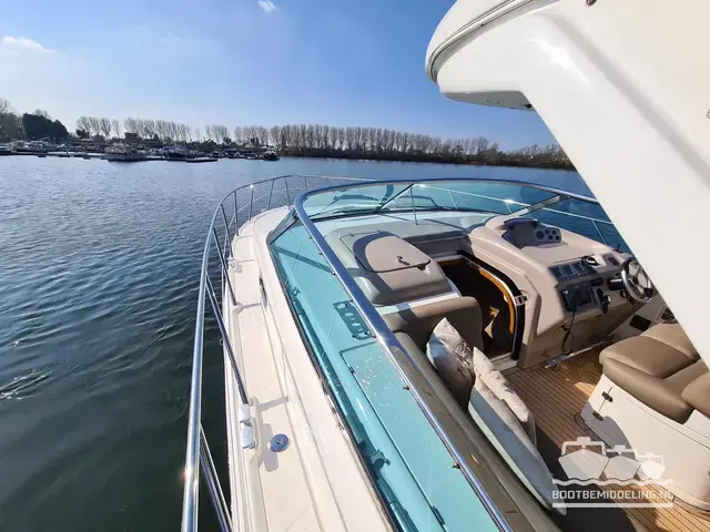 Sealine S42