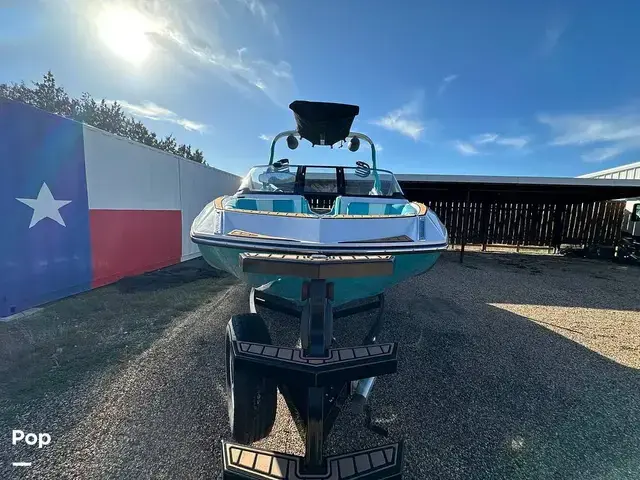 Super Air Nautique G21