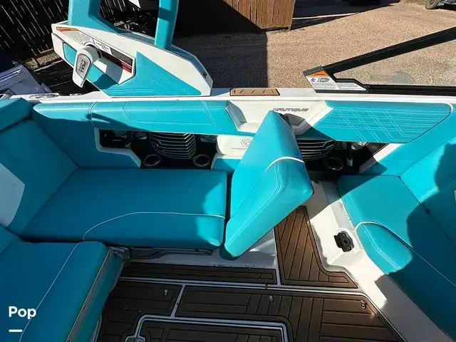 Super Air Nautique G21