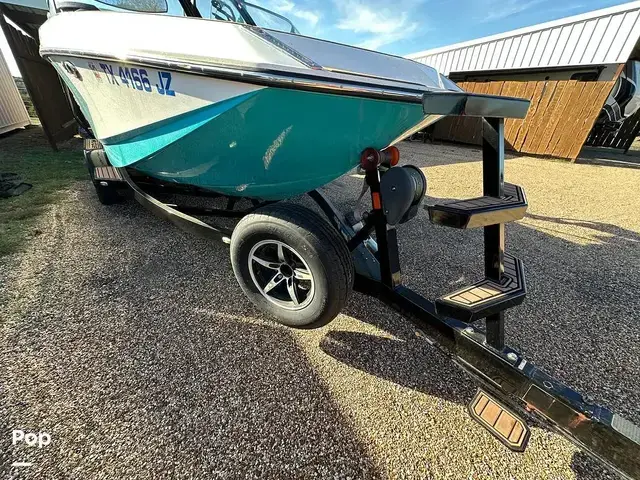 Super Air Nautique G21