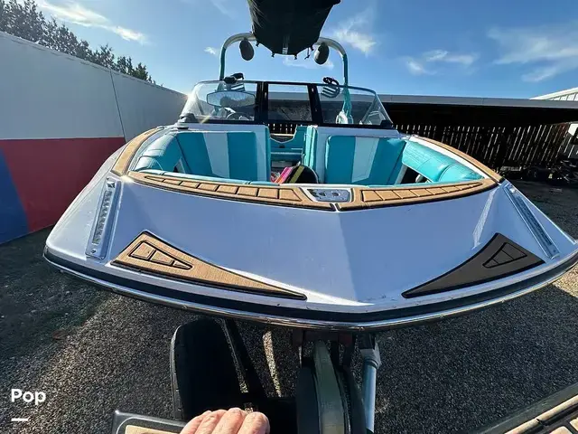 Super Air Nautique G21