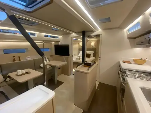 Jeanneau Yachts 55