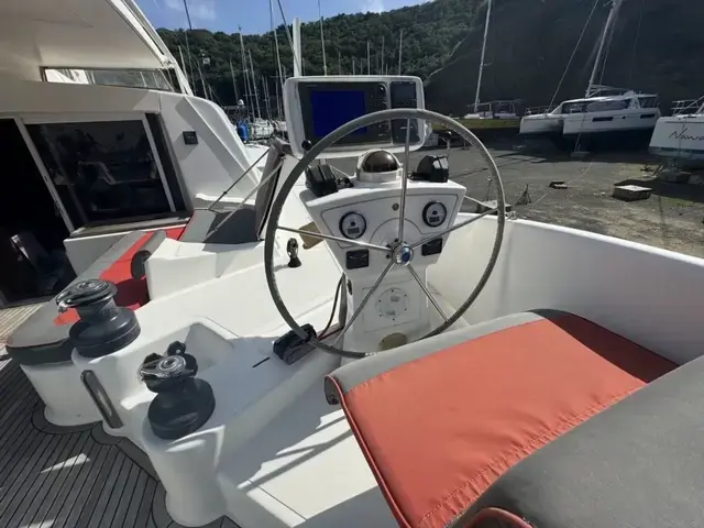 Catana 50