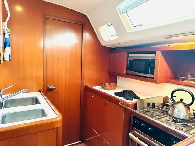 Beneteau Oceanis 49