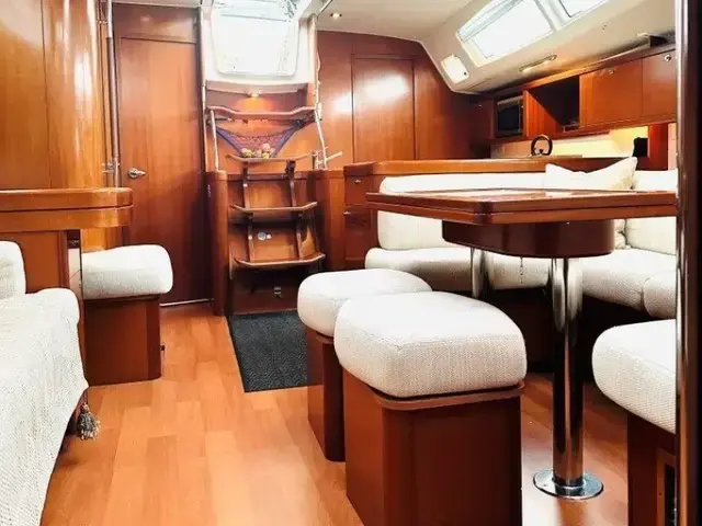 Beneteau Oceanis 49