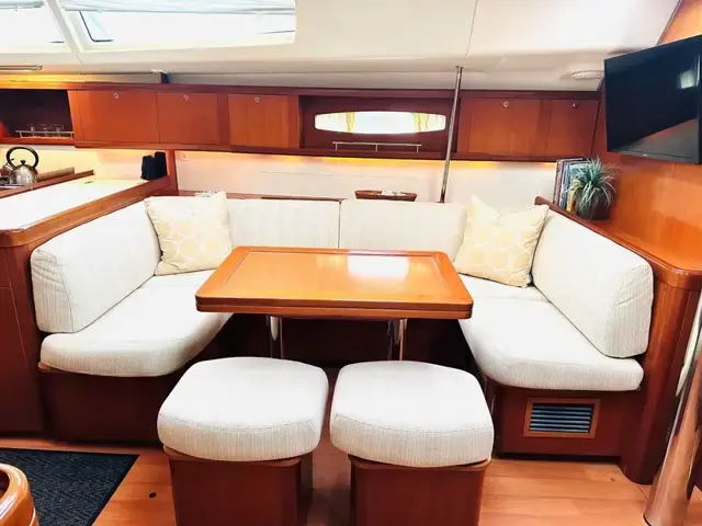 Beneteau Oceanis 49