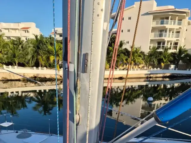 Lagoon 450