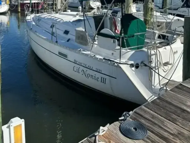 Beneteau Oceanis 331