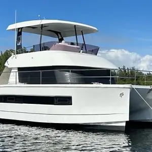 2018 Fountaine Pajot My 37