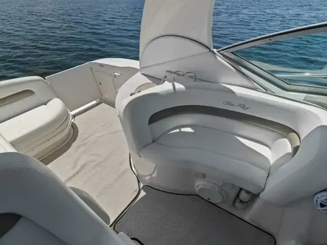 Sea Ray Sundancer 320