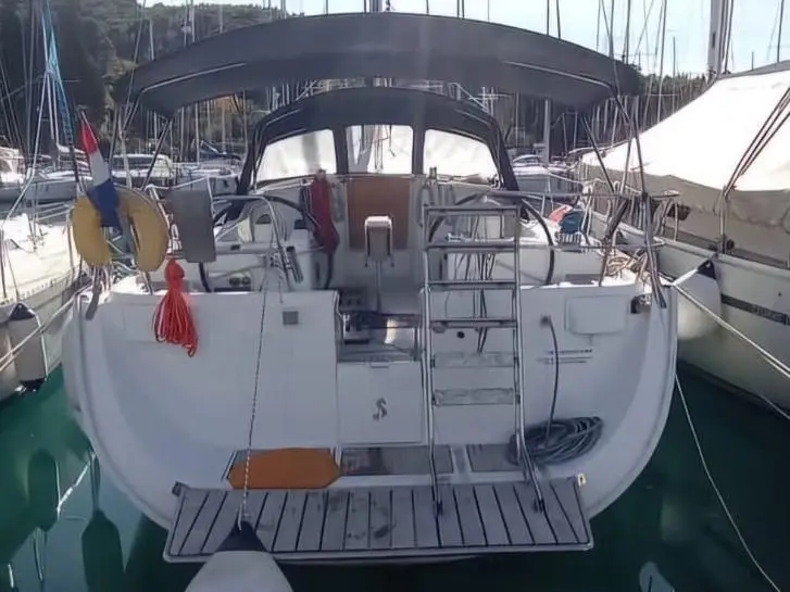 2003 Beneteau oceanis 473