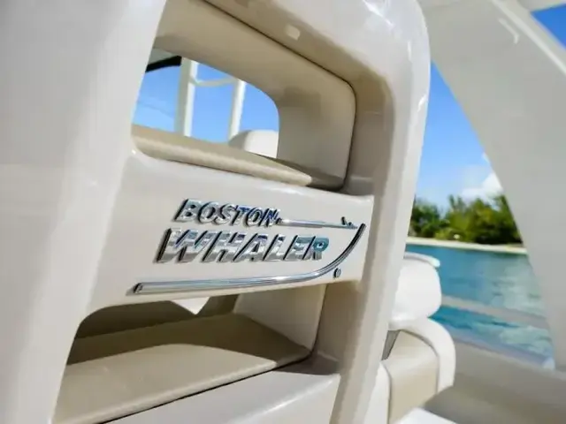 Boston Whaler 420 Outrage