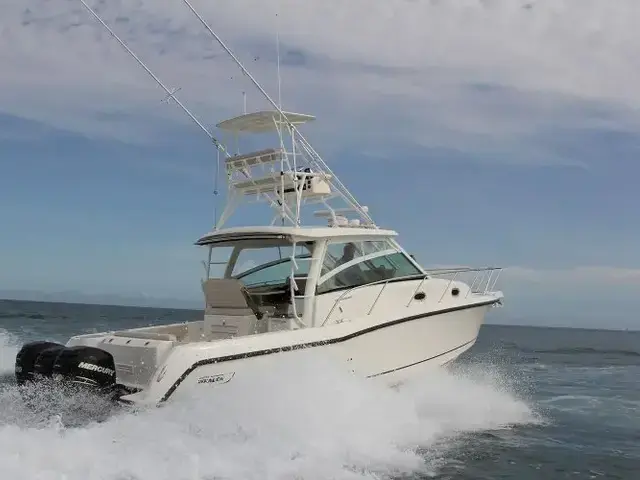 Boston Whaler 345 Conquest