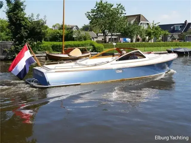 Long Island Runabout 33 for sale in Netherlands for €245,000 ($254,544)