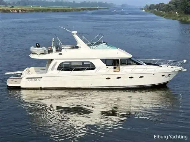 Carver 560 Voyager for sale in Netherlands for €395,000 ($410,387)