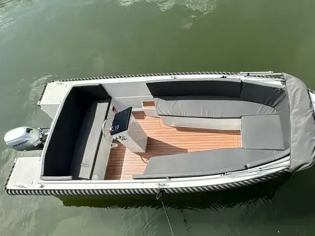 Maxima Boats 490 XL