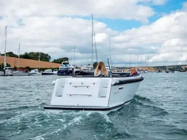 Maxima Boats 600