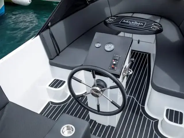 Maxima Boats 600